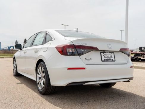 Used 2025 Honda Civic LX image 5
