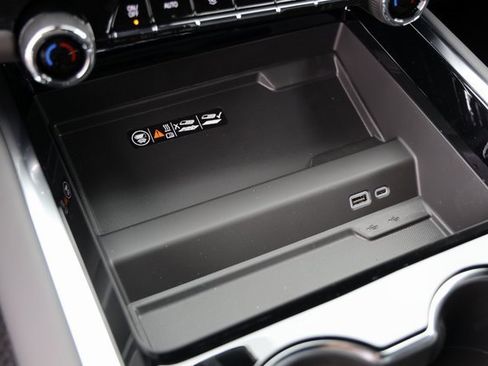 New 2026 Chevrolet Tahoe Premier w/ Sun And Tow Package image 25