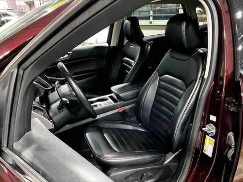 Certified 2024 Ford Edge SEL w/ Convenience Package image 23