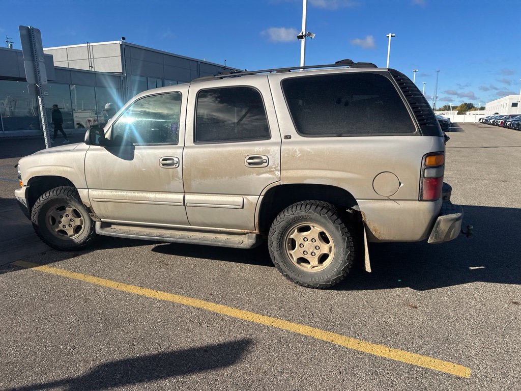Used 2004 Chevrolet Tahoe LT w/ LT Preferred Equipment Group AWD/4WD image 6
