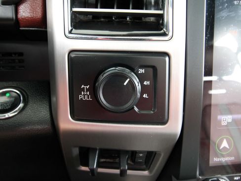 Used 2019 Ford F250 Platinum w/ Platinum Ultimate Package image 35