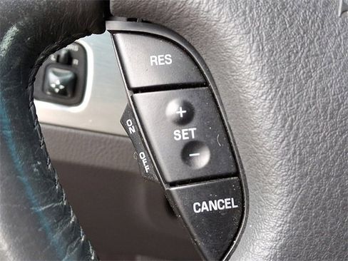 Used 2002 Ford Thunderbird image 20