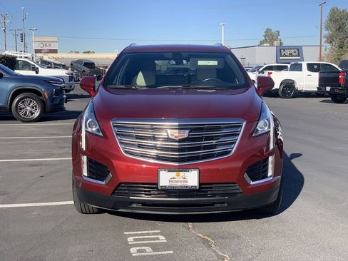 Certified 2017 Cadillac XT5 Base image 2