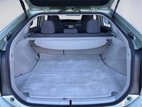 Used 2010 Toyota Prius Five image 22