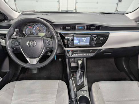 Used 2016 Toyota Corolla LE image 17
