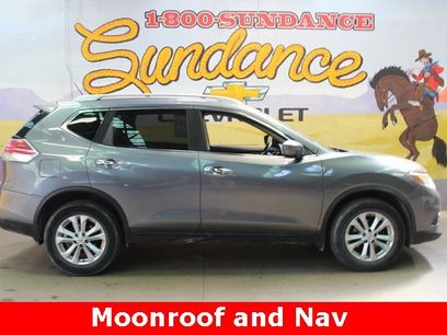 Used 2016 Nissan Rogue SV