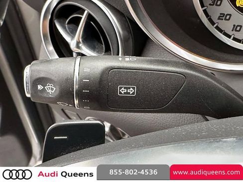 Used 2015 Mercedes-Benz SLK 250 image 27