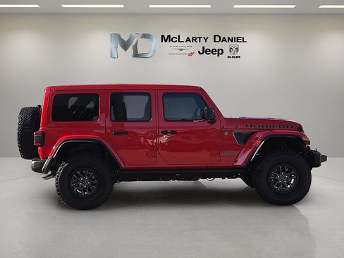 Used 2025 Jeep Wrangler Unlimited Rubicon 392 AWD/4WD image 6