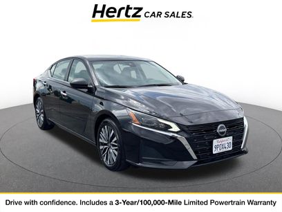 Used 2025 Nissan Altima 2.5 SV