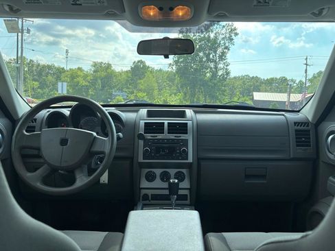 Used 2009 Dodge Nitro SE AWD/4WD image 29