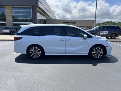 Used 2025 Honda Odyssey Elite