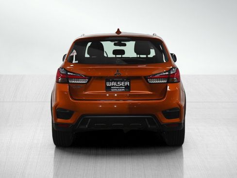 Used 2020 Mitsubishi Outlander Sport ES image 4