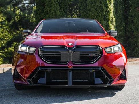 Used 2025 BMW M5 w/ Carbon Package AWD/4WD image 19