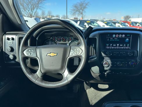 Used 2018 Chevrolet Silverado 2500 LT w/ LT Convenience Package image 3