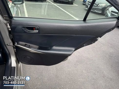 Used 2015 Lexus IS 250 RWD image 16