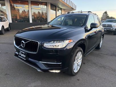 Used 2016 Volvo XC90 T6 Momentum w/ Momentum Plus Package