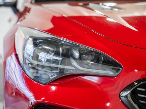 Used 2022 Kia Stinger GT2 AWD/4WD image 12