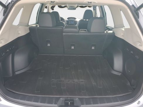 Used 2022 Subaru Forester Touring AWD/4WD image 9