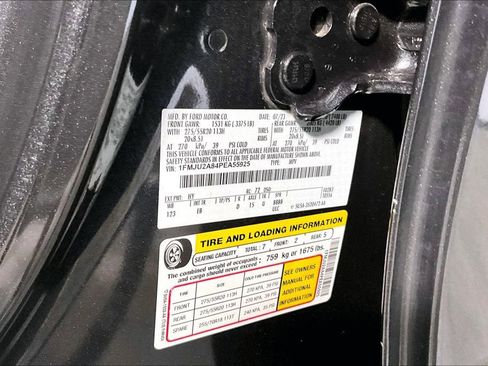 Used 2023 Ford Expedition Limited image 31