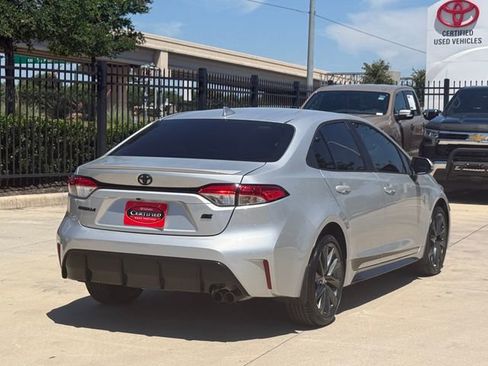 Used 2026 Toyota Corolla SE FWD image 4