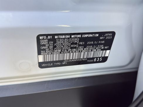 Used 2023 Mitsubishi Outlander SE FWD image 30
