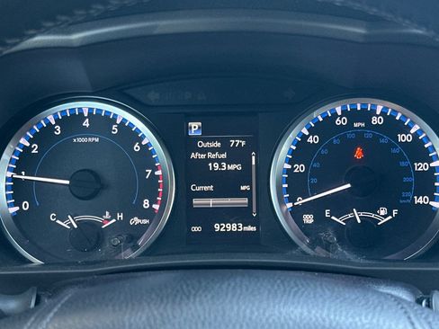 Used 2018 Toyota Highlander Plus AWD/4WD image 22