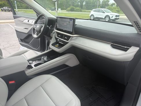 New 2026 Ford Explorer Active w/ Active Comfort Package AWD/4WD image 29