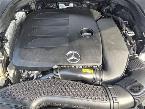 Certified 2021 Mercedes-Benz GLC 300 image 20