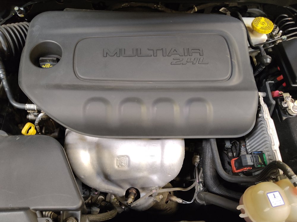 Used 2019 Jeep Cherokee Latitude Plus FWD image 30