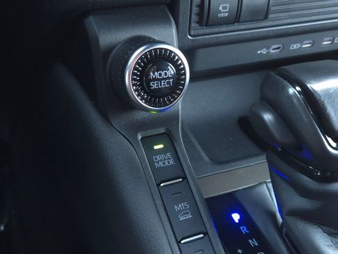 Certified 2024 Toyota Land Cruiser Base image 18