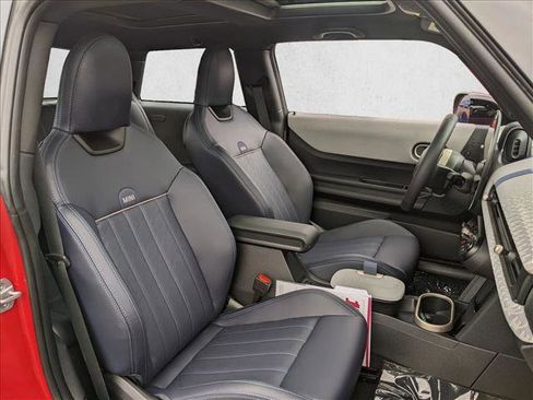 Certified 2025 MINI Cooper S image 19