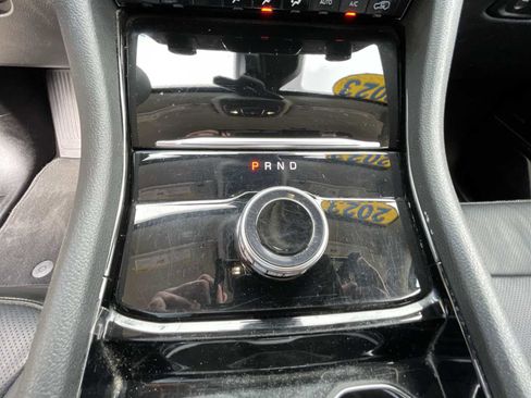 Used 2023 Jeep Grand Cherokee L Limited w/ Luxury Tech Group II image 15