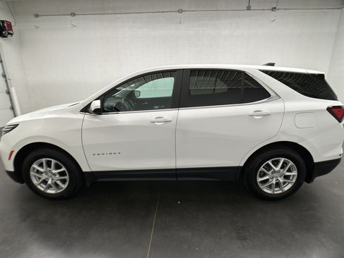 Used 2023 Chevrolet Equinox LT w/ LPO, Floor Liner Package AWD/4WD image 11