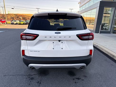 New 2026 Ford Escape Active image 8