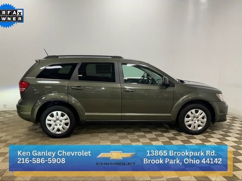 Used 2016 Dodge Journey SE image 4