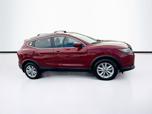 Used 2019 Nissan Rogue Sport SV image 9