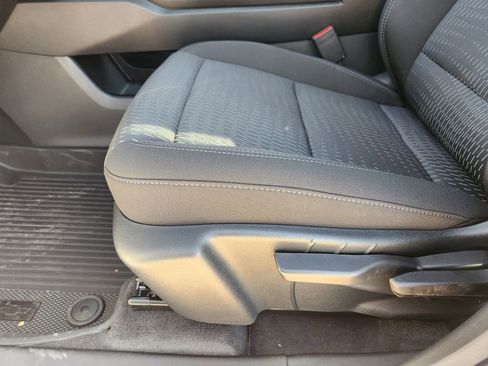 New 2026 Chevrolet Equinox LT FWD image 17