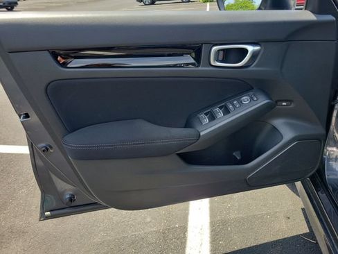Certified 2023 Honda Civic EX image 39