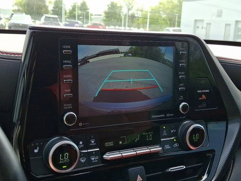 Certified 2021 Toyota Highlander XSE image 21