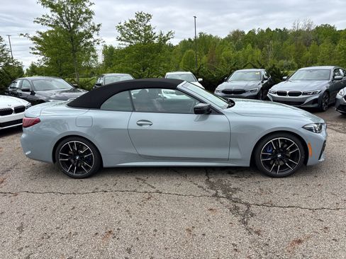 Used 2026 BMW M440i Convertible RWD image 4
