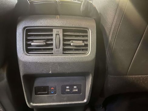 Used 2021 Nissan Rogue SL w/ Premium Package image 13