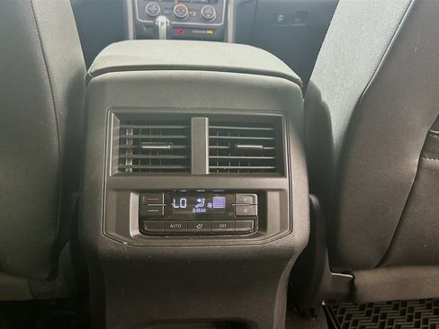 Used 2021 Volkswagen Atlas SE AWD/4WD image 26
