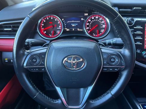 Used 2020 Toyota Camry XSE image 26