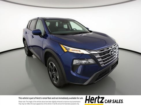 Used 2025 Nissan Rogue SV image 1