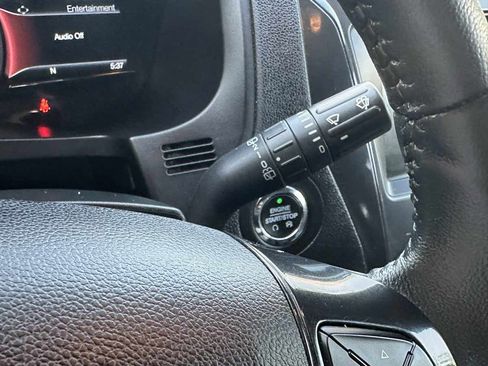 Used 2018 Ford Explorer XLT w/ Equipment Group 201A image 40