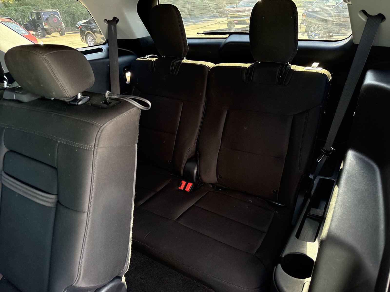 Used 2023 Ford Explorer XLT RWD image 15
