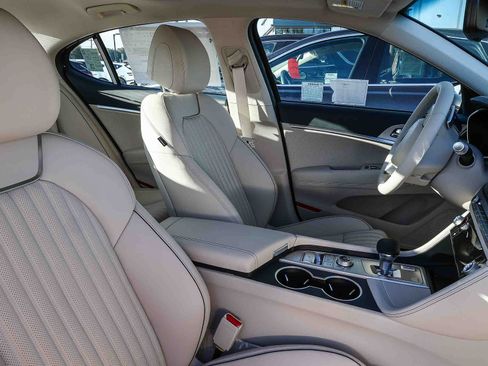 New 2026 Genesis G70 2.5T Prestige image 20