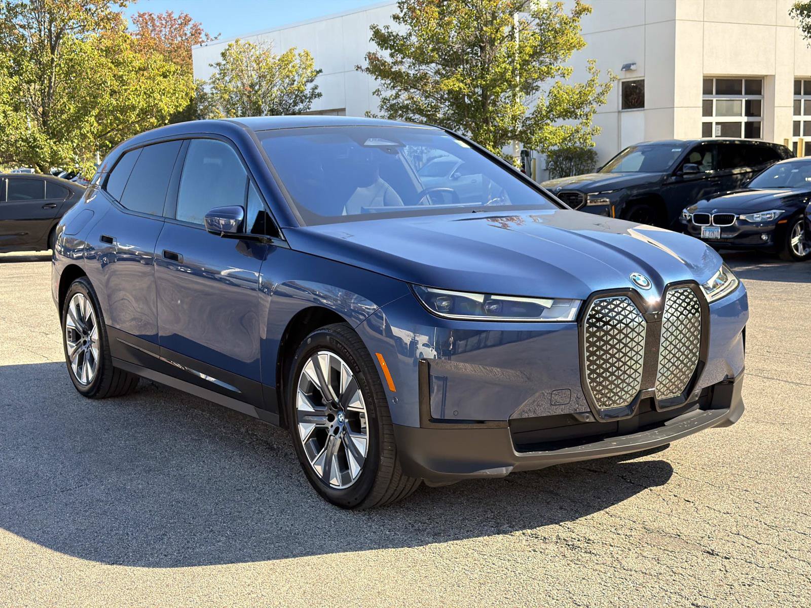 Certified 2024 BMW iX xDrive50 w/ Convenience Package AWD/4WD image 3