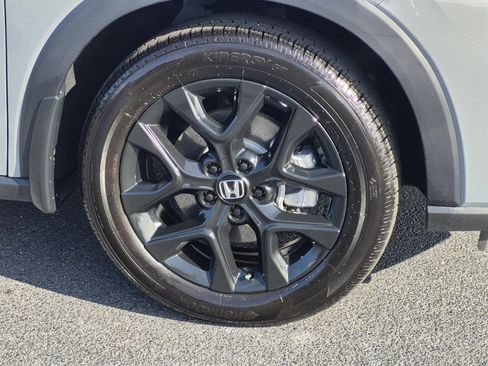 Certified 2025 Honda HR-V Sport image 8