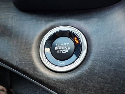 New 2025 Jeep Grand Cherokee Limited w/ MOPAR Finishing Package image 12